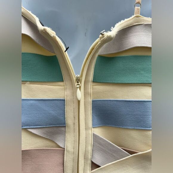 🍄AKIRA STRAP UP BANDAGE MINI DRESS Size M (AA1) - Picture 10 of 15